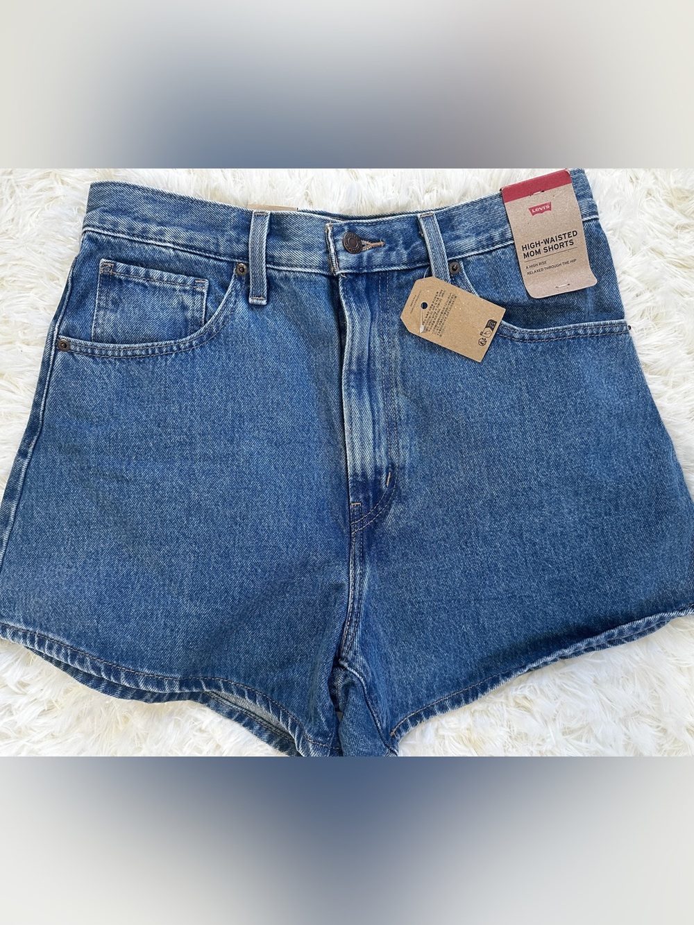 Levi's High-Waist Denim Mom Shorts NWT